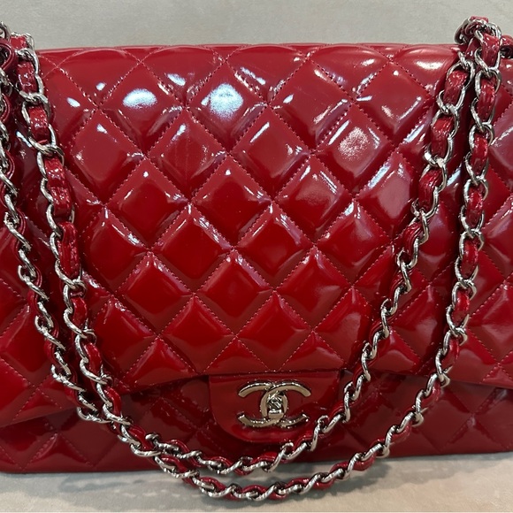 Chanel Maxi Patent - Picture 2 of 12